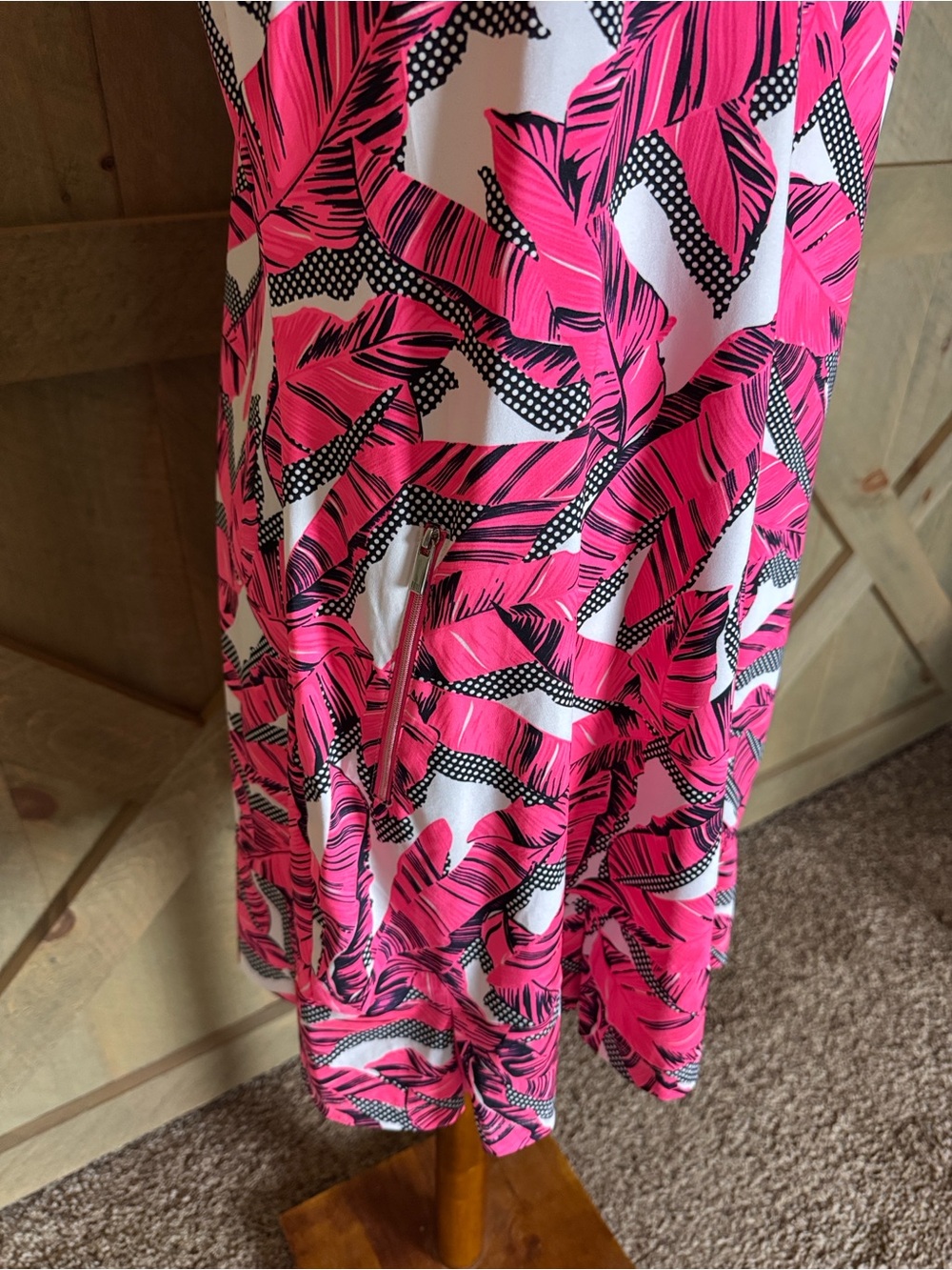 Tail Activewear sleeveless Larkin dress Sabel Sunset print Size Large - Picture 6 of 14